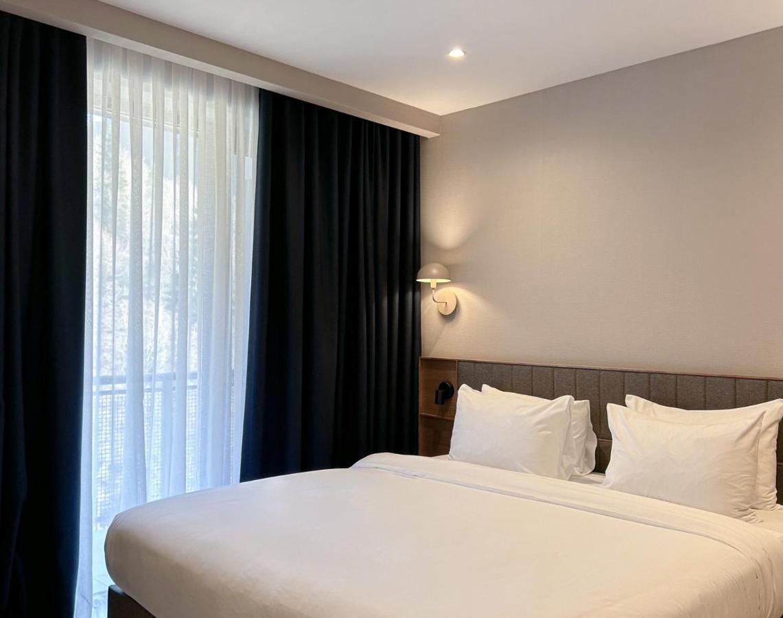 New Sairme Hotell Rum bild